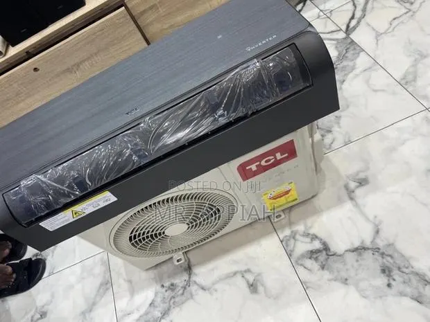 Super Classic TCL 1.5hp Air Conditioner(Dark Gray Wooden) · Photo 1