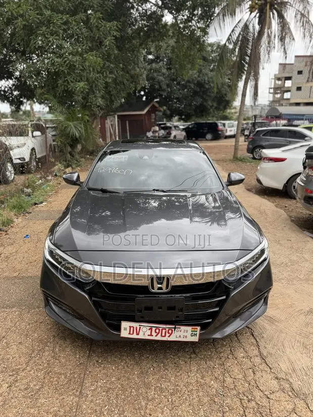Honda Accord EX-L (1.5L 4cyl Turbo CVT) 2019 Gray · Photo 1