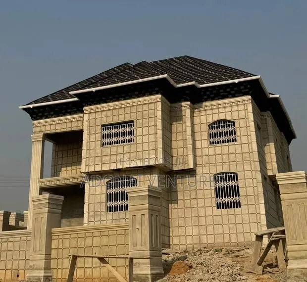 5bdrm House in New Aduapong, Kumasi Metropolitan for sale · Photo 1