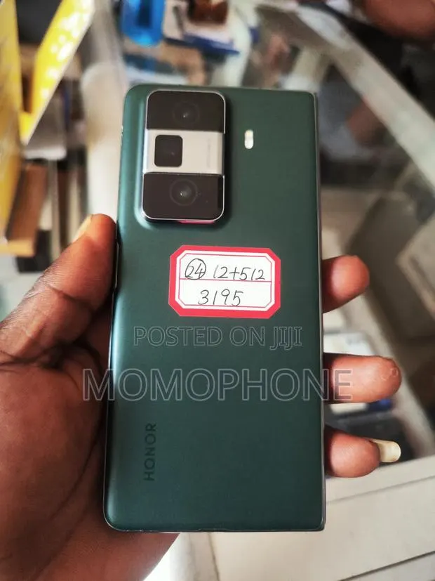 Honor Magic V3 512 GB Green · Photo 1
