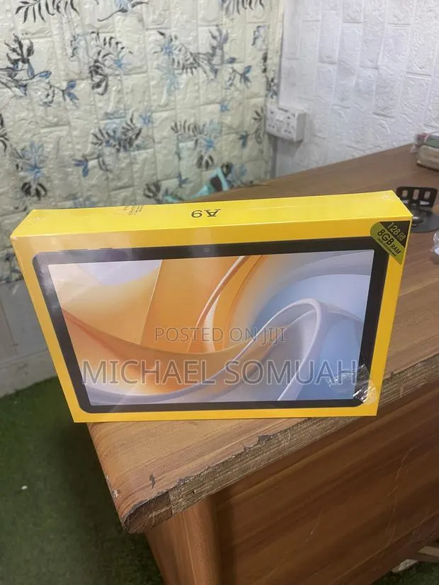 New Chuwi eBook 128 GB · Photo 1