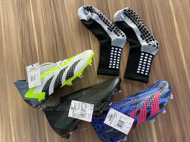 Original Adidas Predator at Cool Price · Photo 1