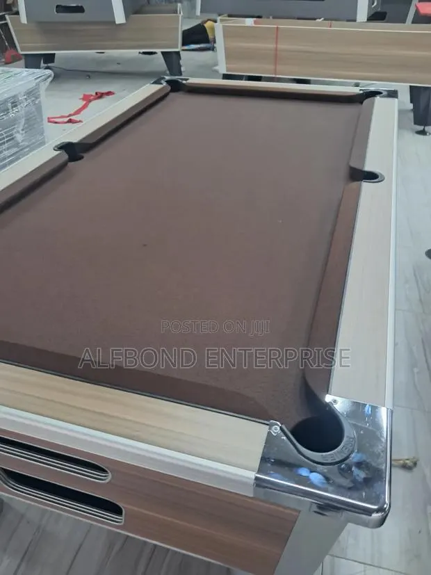 Snooker Pro Standard Pool Table - Coin Operated · Photo 8