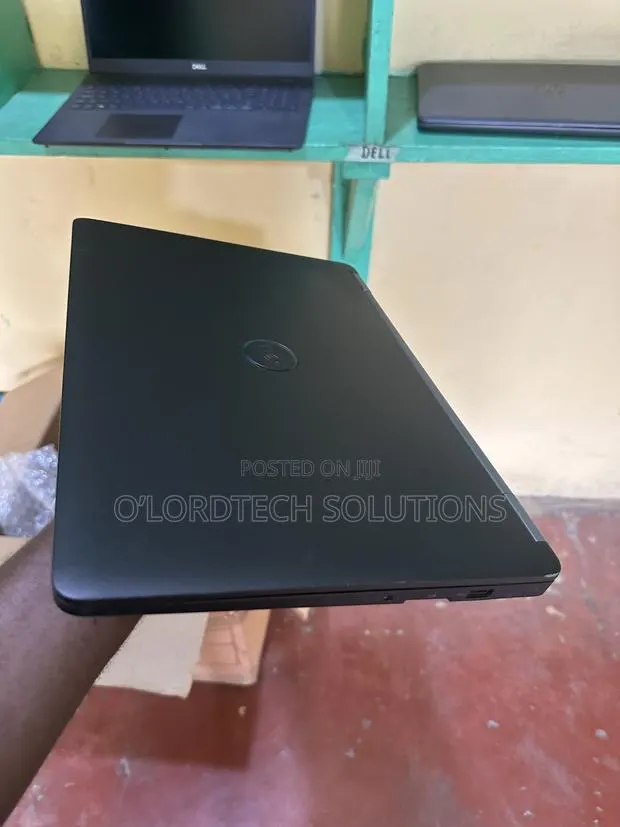 Laptop Dell Latitude E7470 8GB Intel Core i5 SSD 256GB · Photo 1