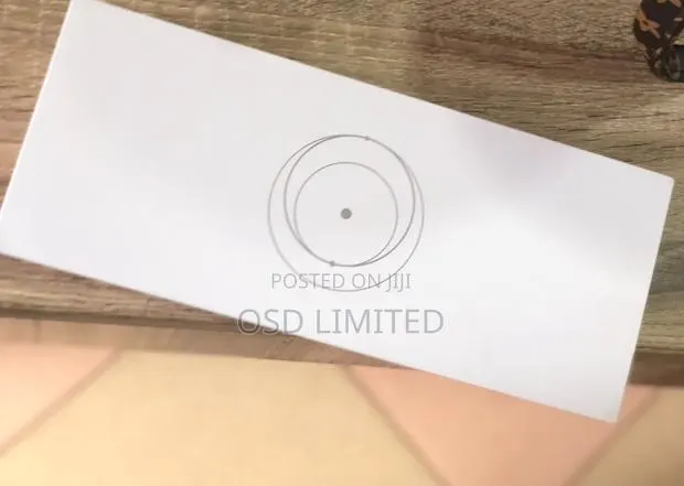 Starlink Standard 4X Router · Photo 1