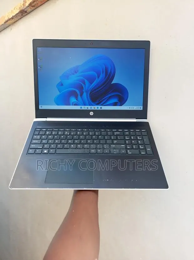 Laptop HP ProBook 450 G5 8GB Intel Core i5 SSD 256GB · Photo 1