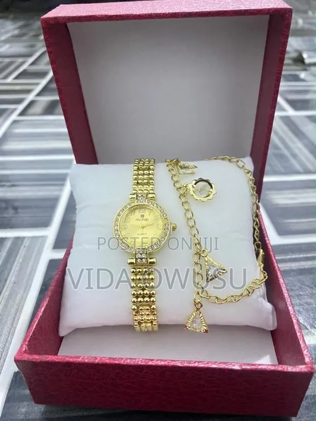 Watche and Bracelet · Photo 1