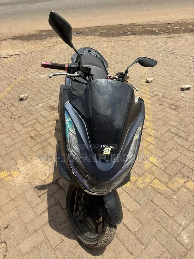 Honda 2025 Black · Photo 1
