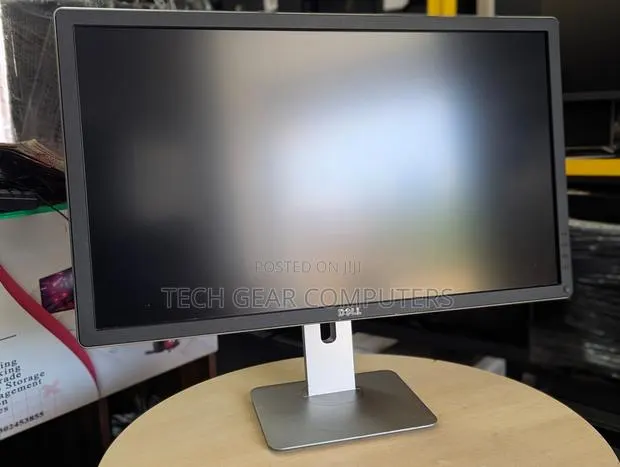 Dell Professional P2715q Monitor · Photo 1
