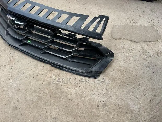 Chevy Camaro 2018-2020 Front Grill Available · Photo 1