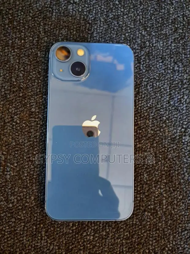 Apple iPhone 13 128 GB Blue · Photo 1