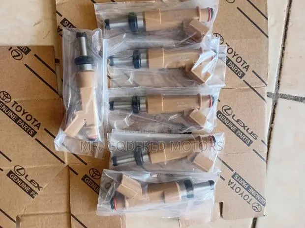 Toyota Matrix 2009-13 Fuel Injectors 4Set. Original · Photo 1