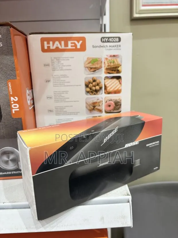 Newly in Stock Bose Soundlink Flex Bluetooth Speaker(Black). · Photo 1