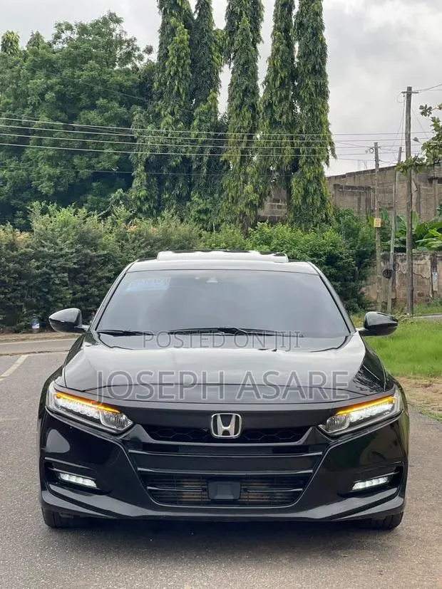 Honda Accord Sport 2018 Black · Photo 1