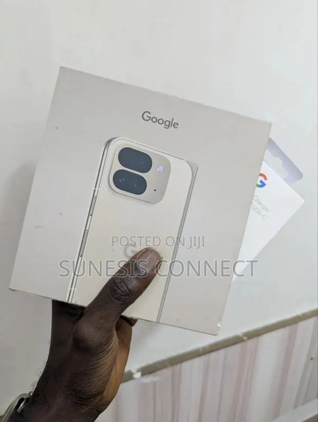 New Google Pixel 9 Pro Fold 256 GB White · Photo 1