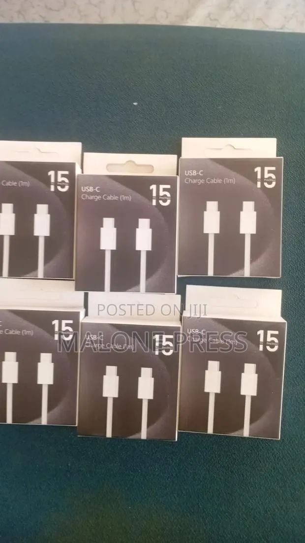 USB to Type C Lighting · Photo 1