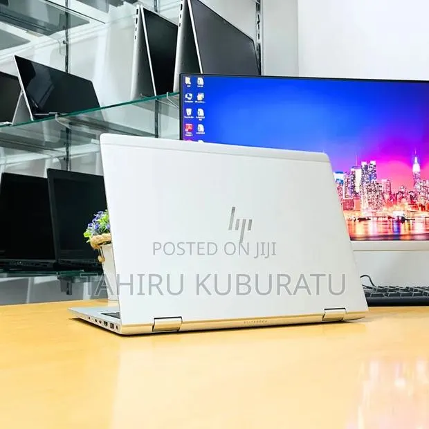 Laptop HP EliteBook 830 G5 16GB Intel Core i5 SSD 256GB · Photo 1