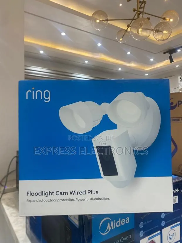 Spectacular Performance Ring Outdoor Flood Light Cam Wired · Photo 1