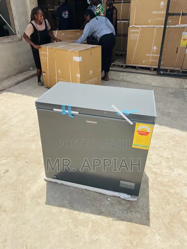 Sealed in Box Samsung 198l Single Door Chest Freezer(Gray). · Photo 1