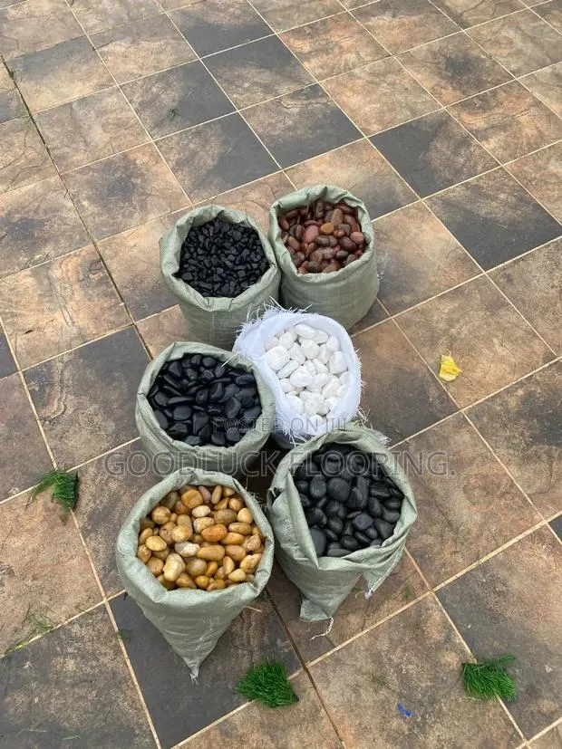 Pebble Stones · Photo 1