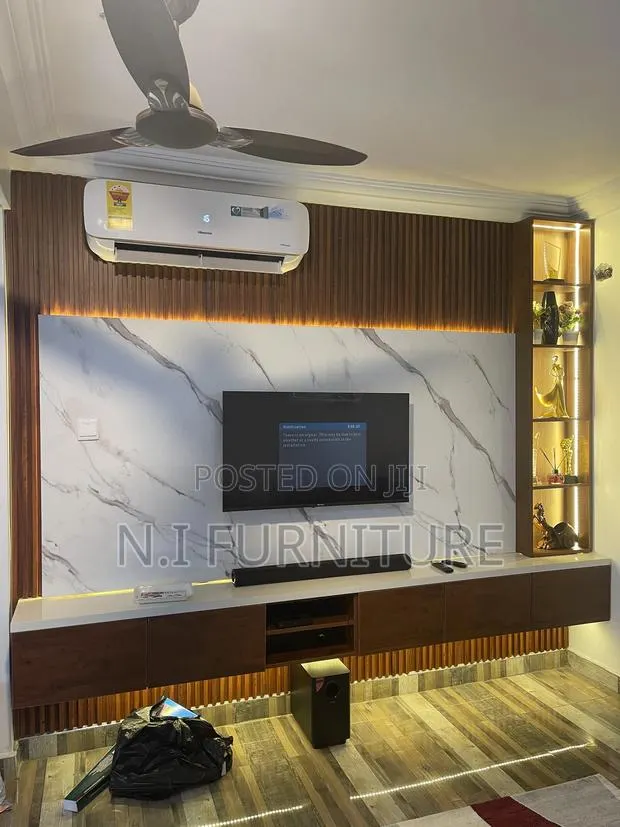 Luxurious Tv Console · Photo 1