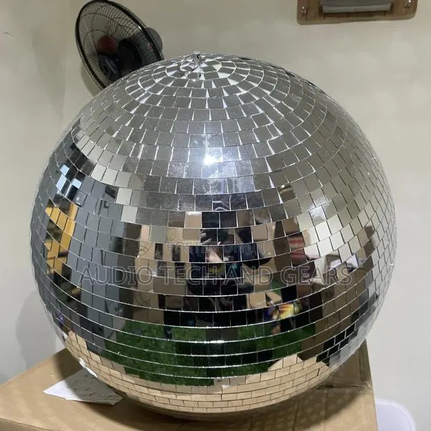 Mirror Ball 50x50x50 · Photo 1