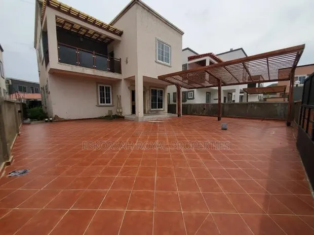 3bdrm House in East Legon, A&C Mall Area for sale · Photo 1