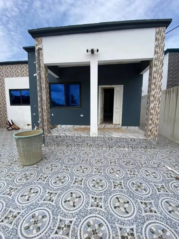 Mini Flat in Kasoa for rent · Photo 1
