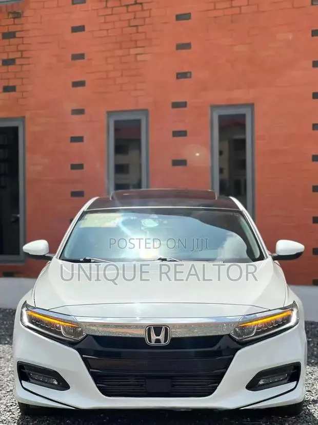 Honda Accord 2020 White · Photo 1
