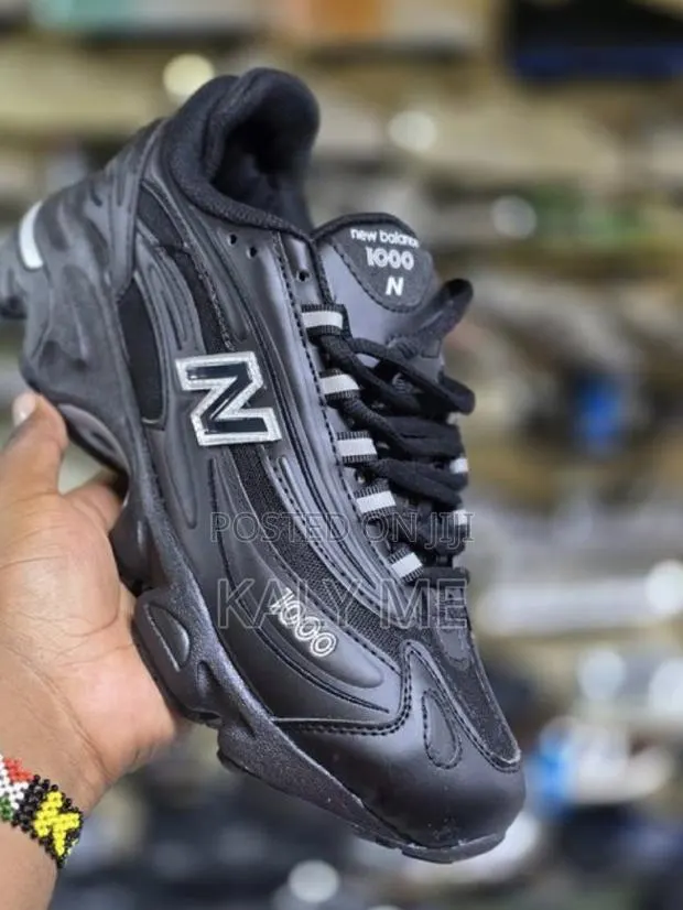 New Balance 1000 · Photo 1