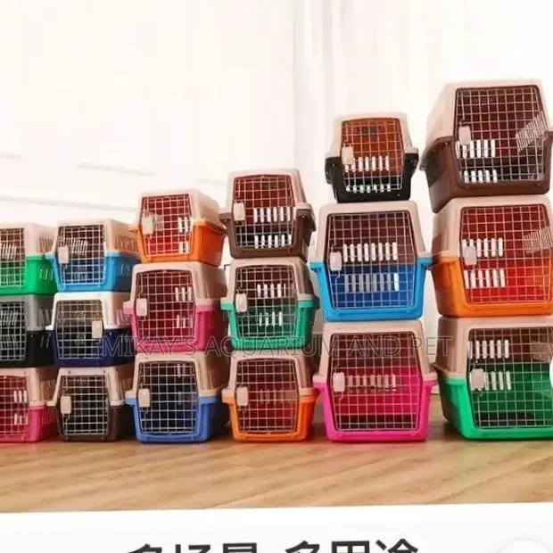 Ventilated Plastic Dog and Cat Crates · Photo 1