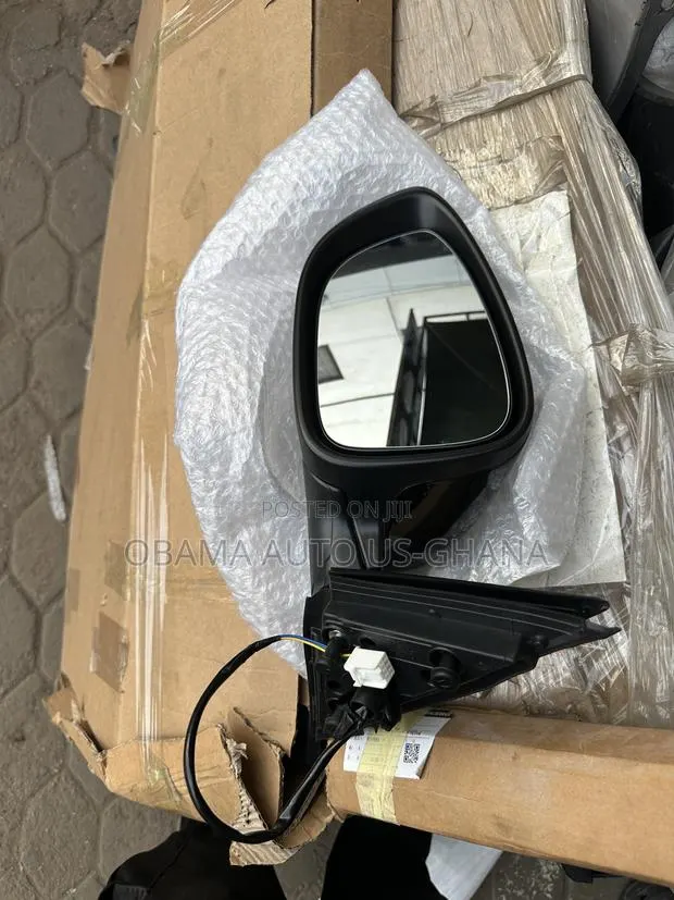 Honda Accord 2018 Side Mirror 2018 2019 2020 2021 2022 · Photo 1