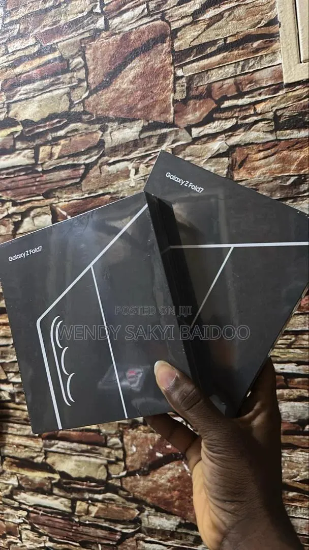 New Samsung Galaxy Z Fold 5 256 GB Black · Photo 1