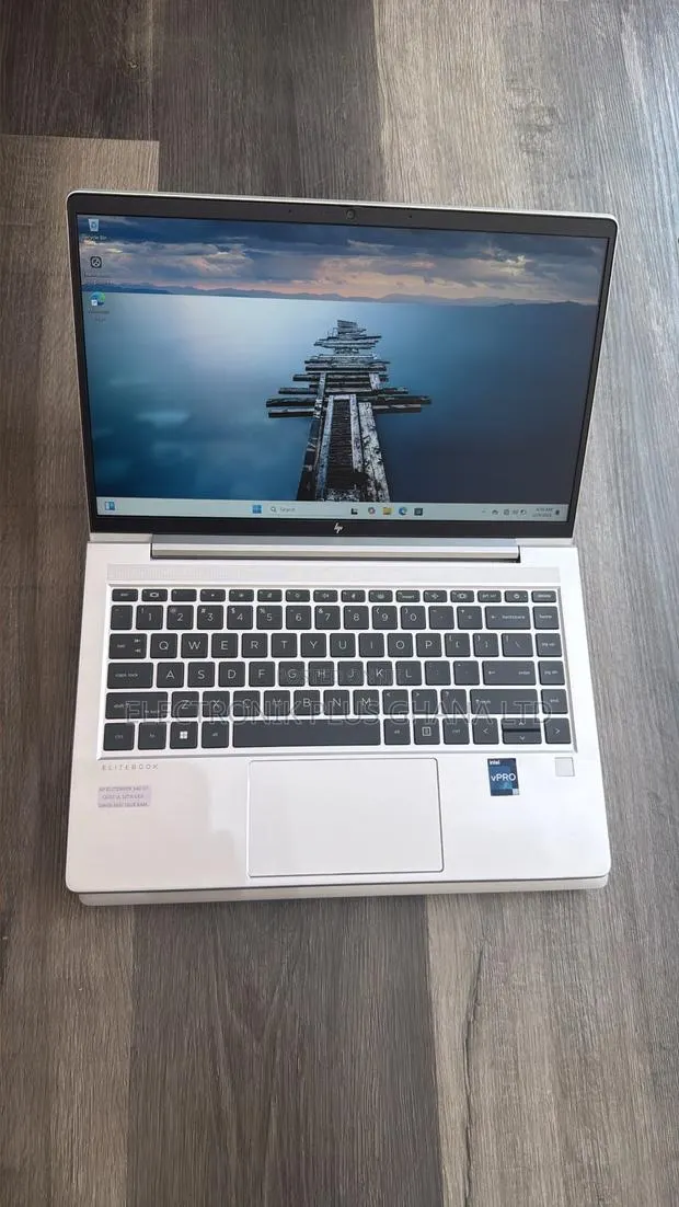 Laptop HP EliteBook 640 G9 16GB Intel Core i5 SSD 256GB · Photo 1