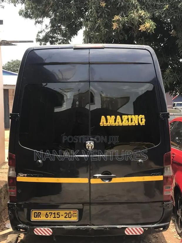 Dodge Sprinter 2500 EXT Van 2009 Black · Photo 1
