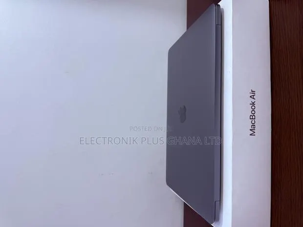 Laptop Apple MacBook Air 2020 M1 8GB Apple M1 SSD 256GB · Photo 1