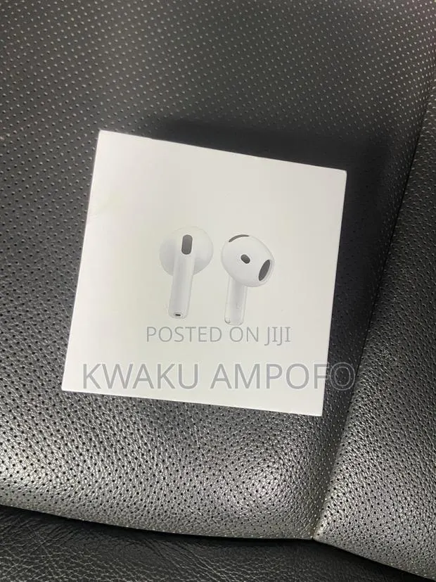 Apple AirPods 5 · Photo 1