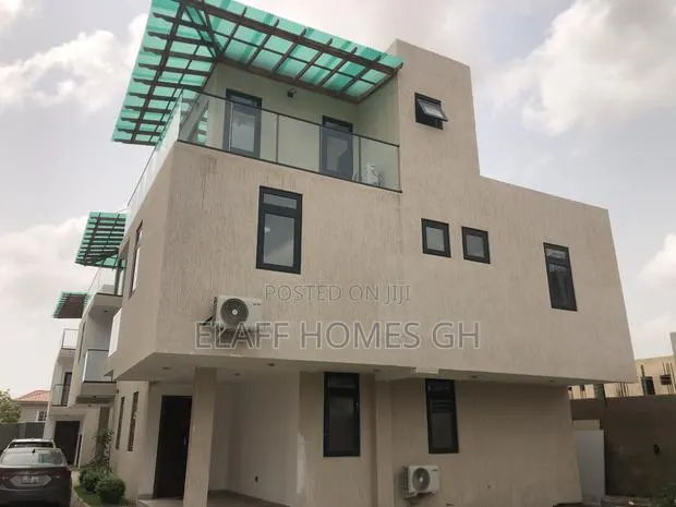 4bdrm Townhouse / Terrace in Elaffhomesgh, Otano for rent · Photo 1
