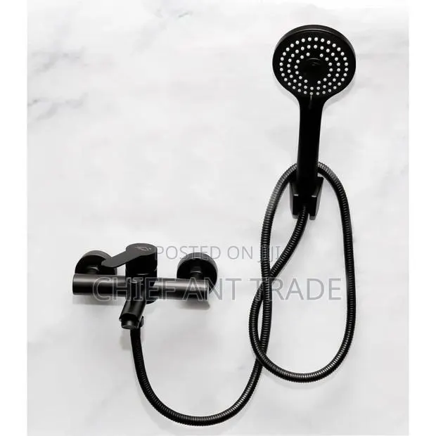 Hot and Cold Black Telephone Shower · Photo 1