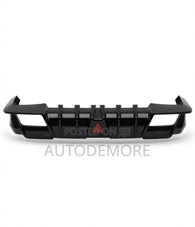 Honda CRV 2024 Rear Bumper Diffuser With Led · Photo 1