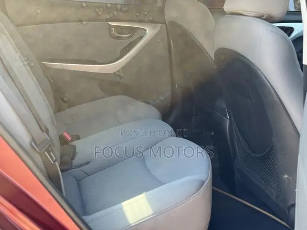 Hyundai Elantra 2013 Red · Photo 8