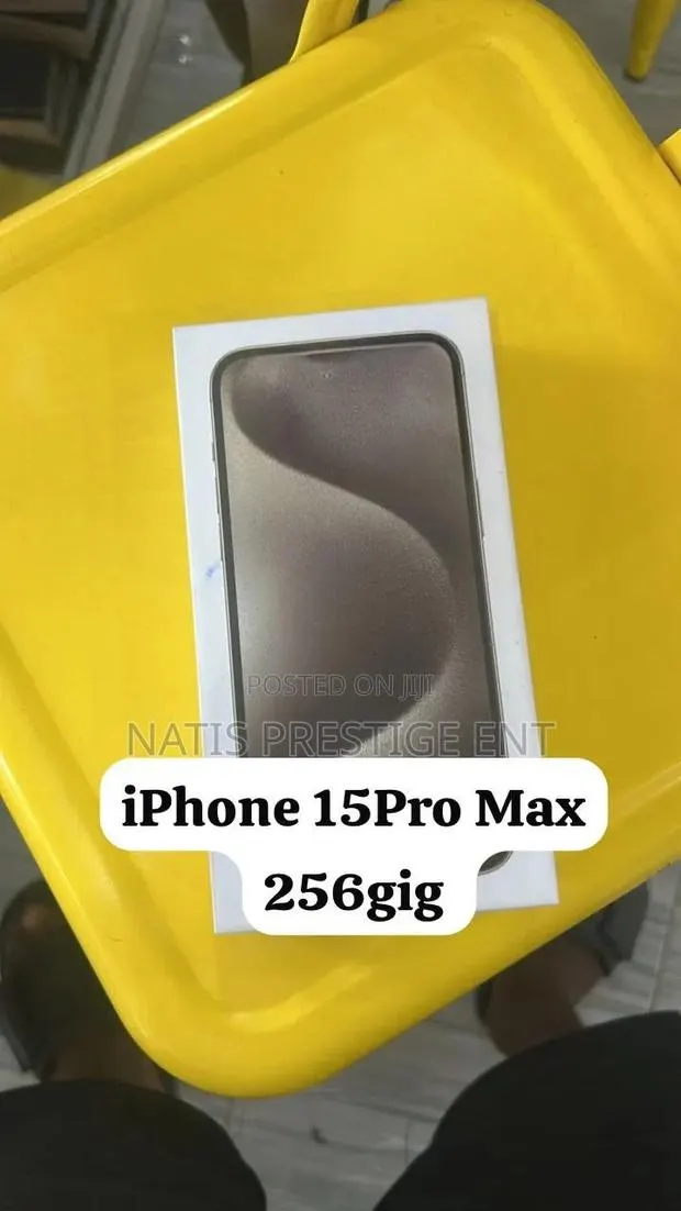 New Apple iPhone 15 Pro Max 256 GB Black · Photo 1