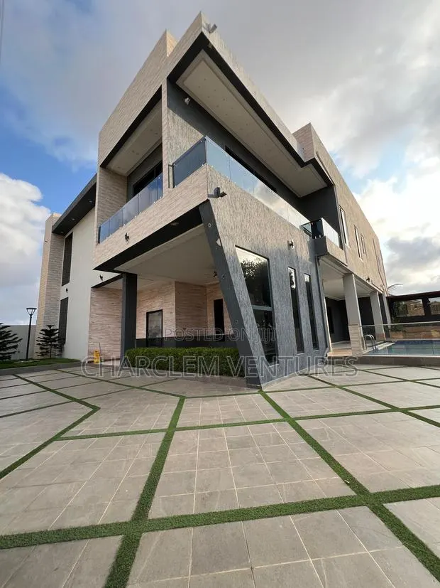 5bdrm House in Charclem Ventures, Accra Metropolitan for sale · Photo 1
