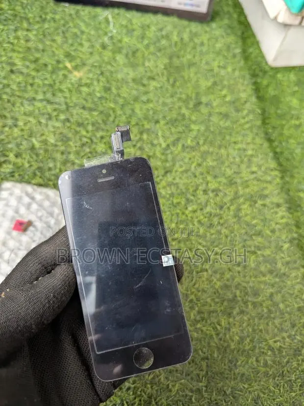 iPhone 5c Replacement Screen · Photo 1