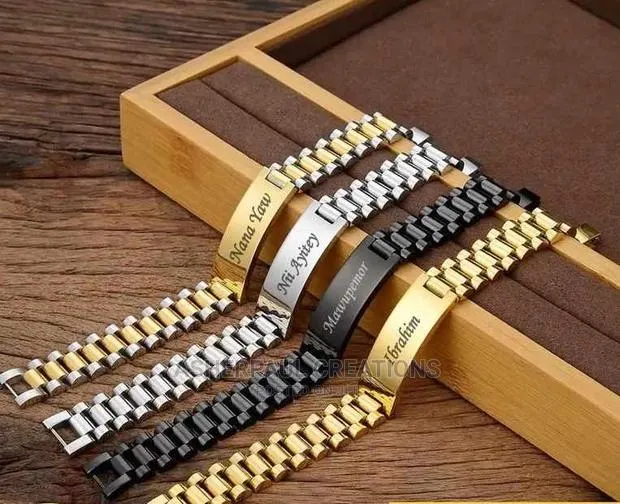 Customize Bracelet · Photo 1