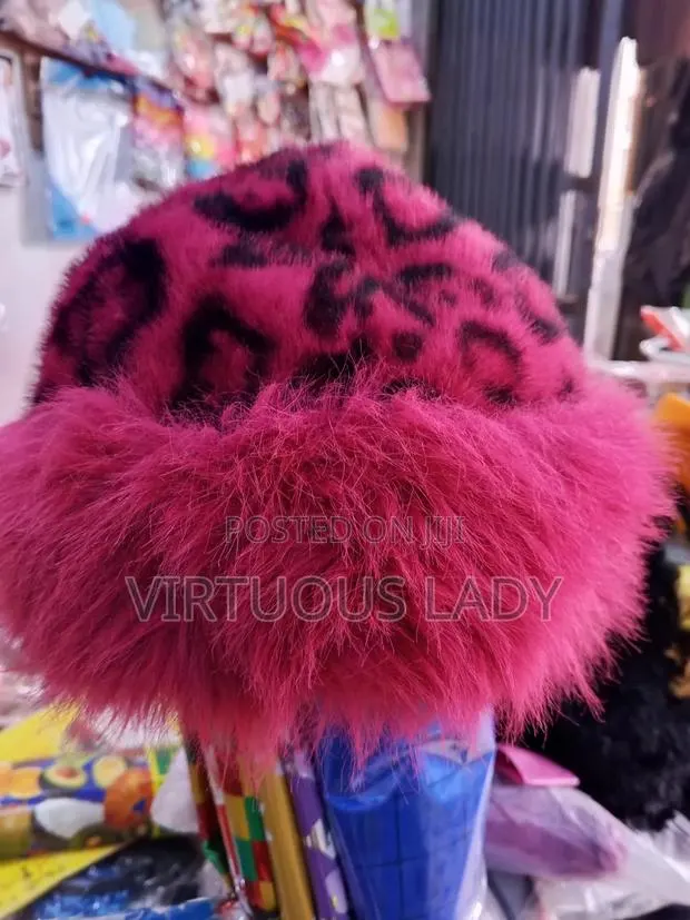 Beautiful and Nice Hair Bonnets I · Photo 1