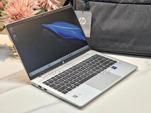 New Laptop Dell Latitude 5530 16GB Intel Core i7 SSD 512GB · Photo 1