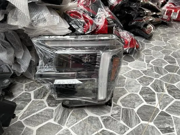 Headlight Ford F150 2024-2025 Full Led · Photo 1