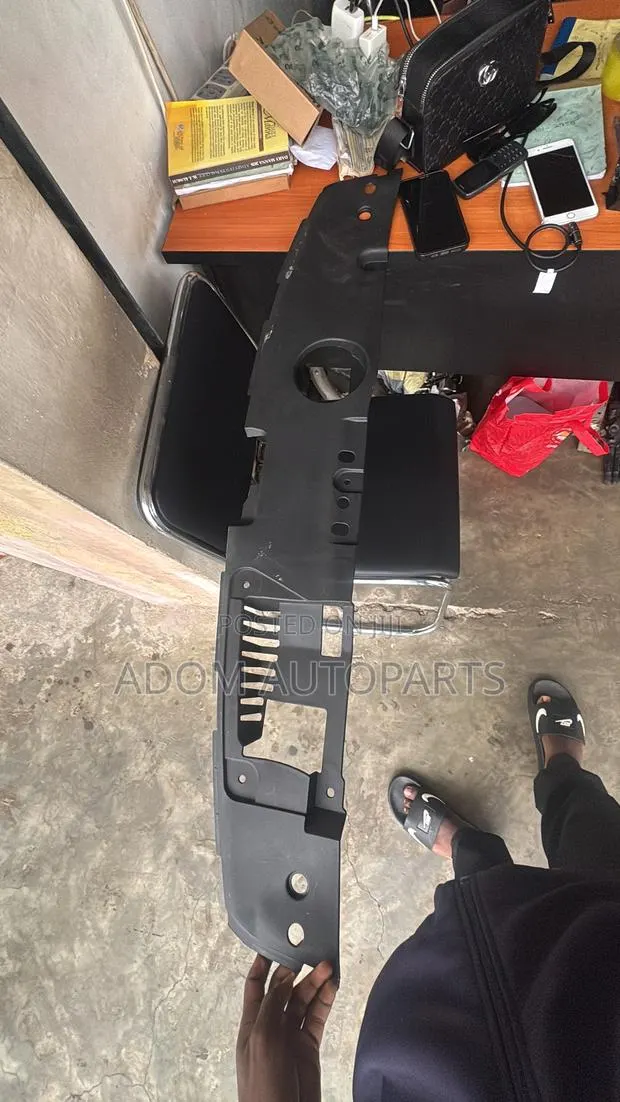 Honda Accord Radiator Panel 2018 2019 2020 2021 2022 · Photo 1