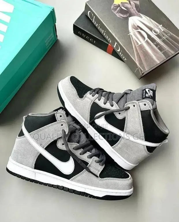 Nike Sneaker · Photo 1